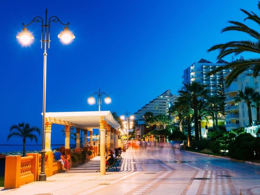 Precioso Apartamento Frente Al Mar Benalmádena Exteriér fotografie